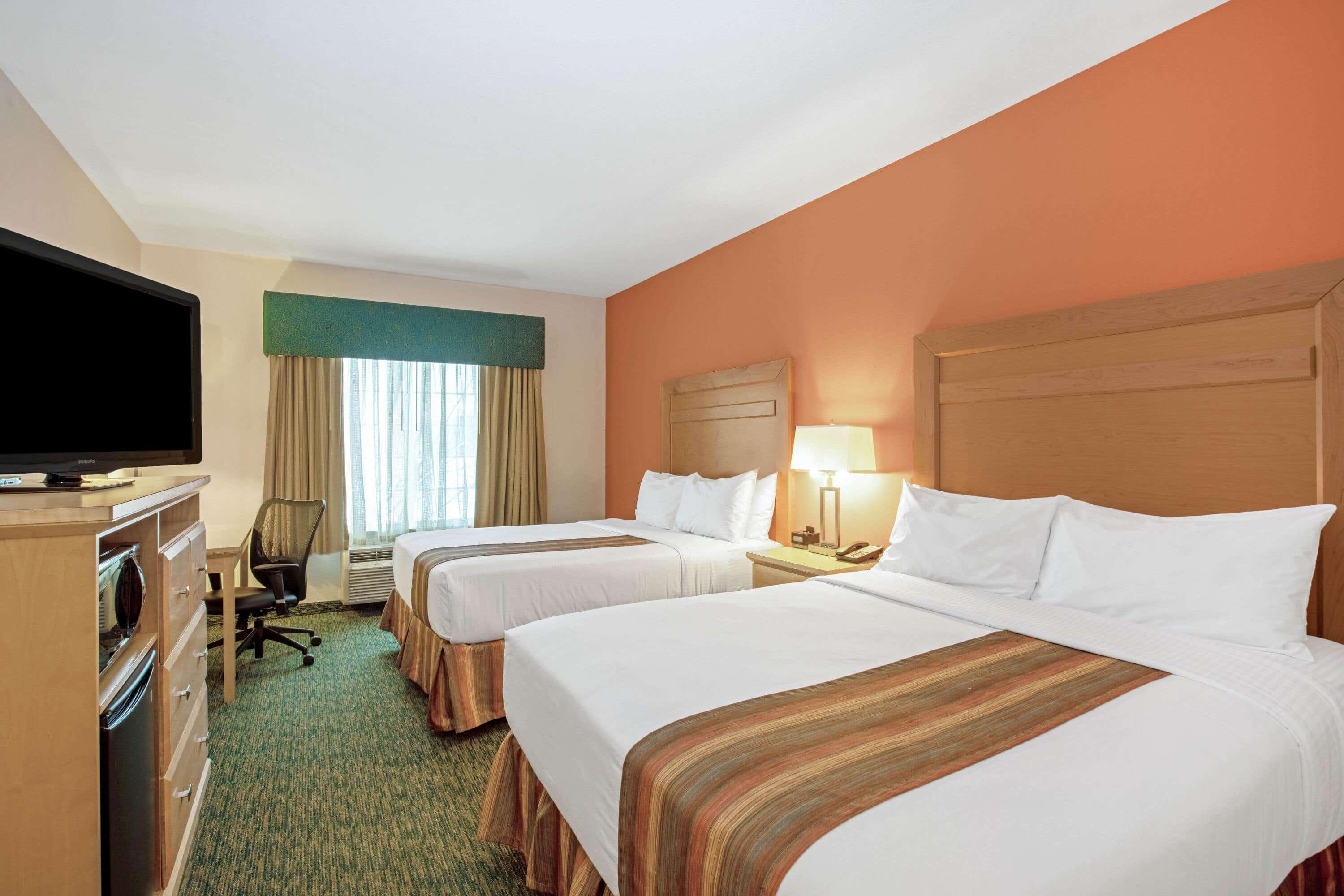 Hotel La Quinta By Wyndham Grand Forks Exterior foto