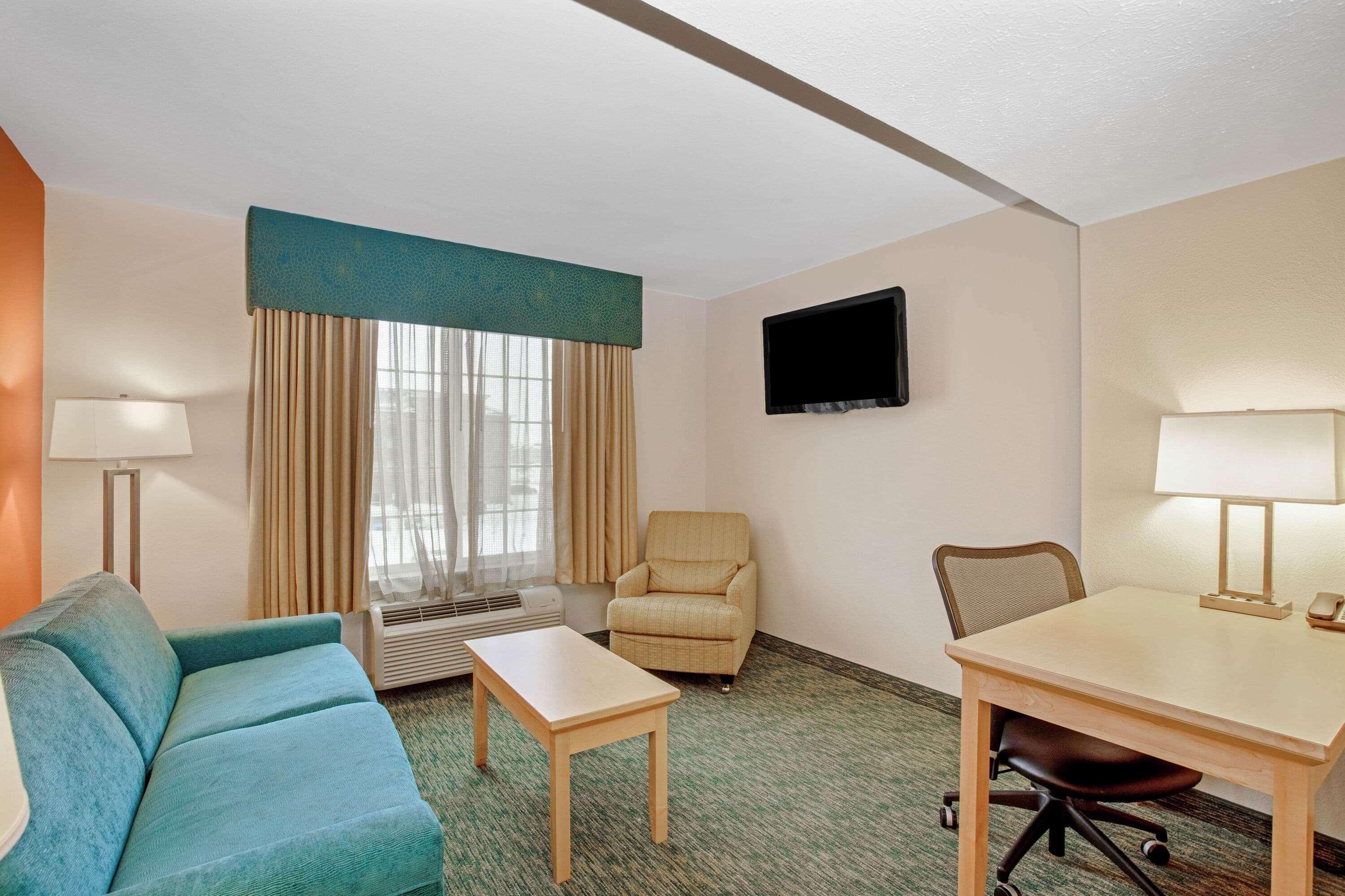 Hotel La Quinta By Wyndham Grand Forks Exterior foto